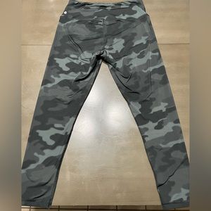 Zella Camo Leggings - Medium